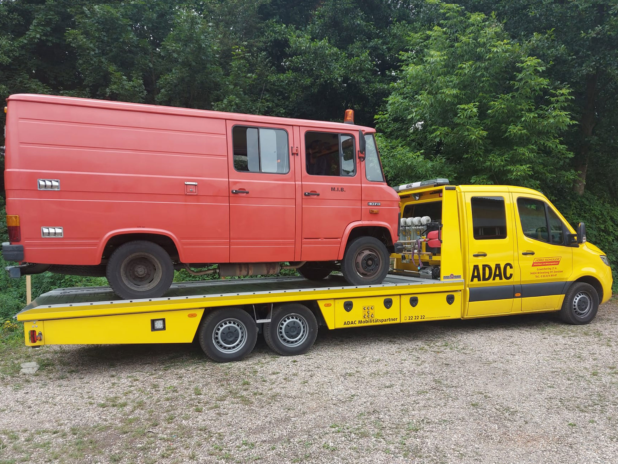 Fahrzeugtransport für PKW und Transporter